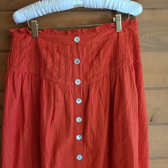 Tularosa Kit Midi Skirt Cherry Red Button Front High Waist Large NWOT Boho Pinup - Picture 4 of 7